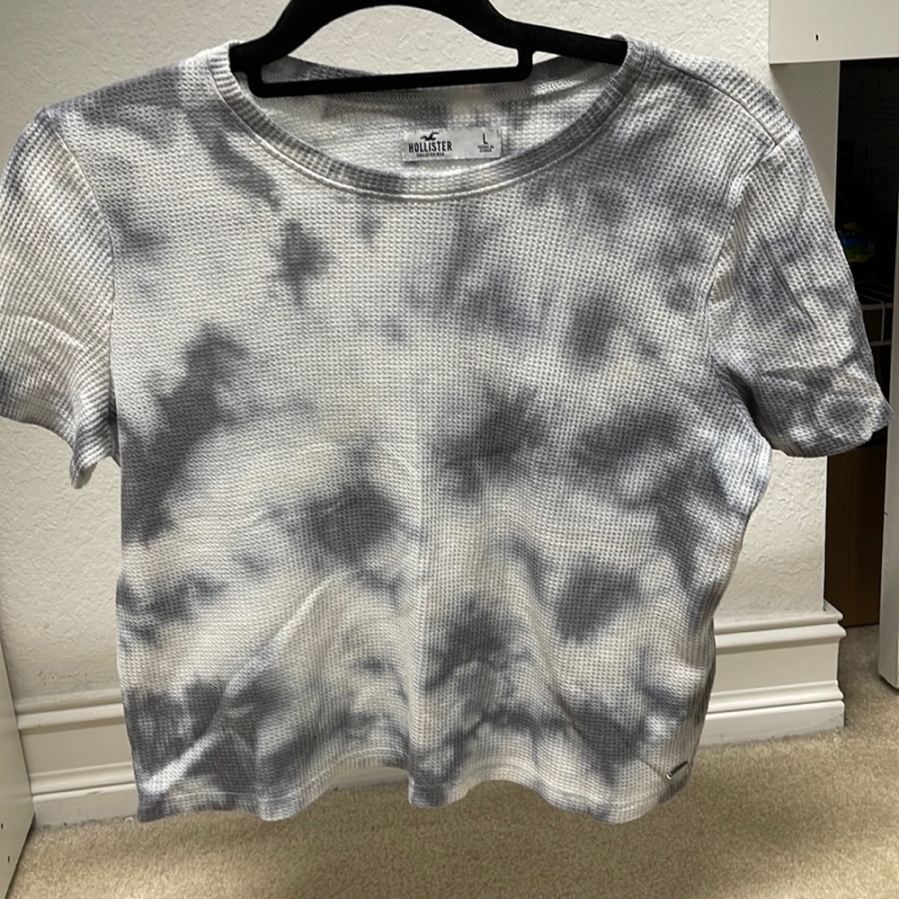 White and grey t shirt from Hollister